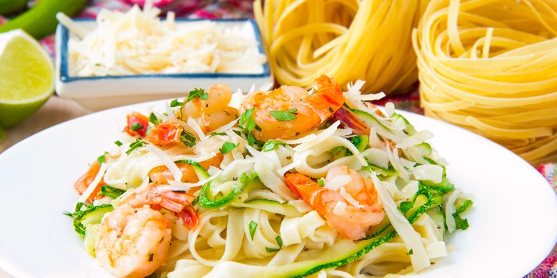 Recette Tagliatelles d’asperges et courgettes aux crevettes Recette Tagliatelles d’asperges et courgettes aux crevettes