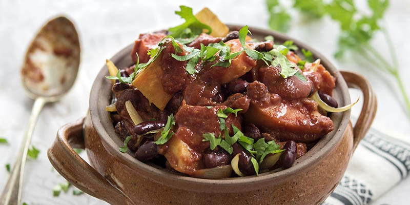 Chili de patate douce, haricots rouge et cumin Chili de patate douce, haricots rouge et cumin